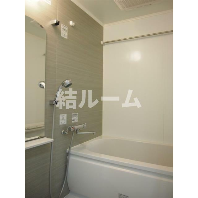板橋区板橋２丁目の賃貸マンションの浴室