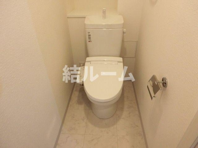 練馬区桜台２丁目の賃貸マンションのトイレ