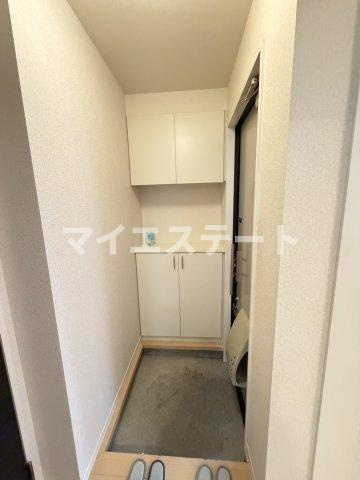 【玄関】 | グランドパルクA | 別部屋写真