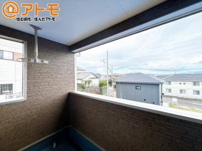 【バルコニー】 | 沼津市西熊堂第3　新築一戸建て　4号棟 | インナーバルコニーはお出かけ中の急な雨でも安心♪