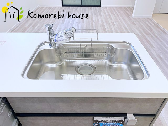 大宮南中野　新築一戸建て　ルシェール　Fのキッチン|お料理しやすいキッチンです
