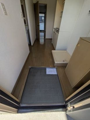 リブレメゾン甲東園エストの玄関