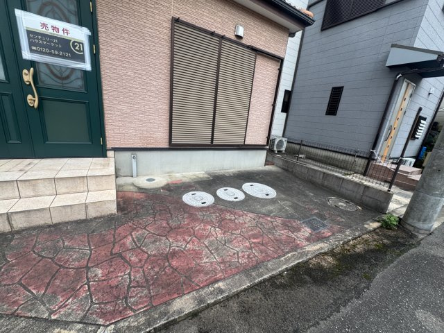 堺市西区草部　中古一戸建の外観