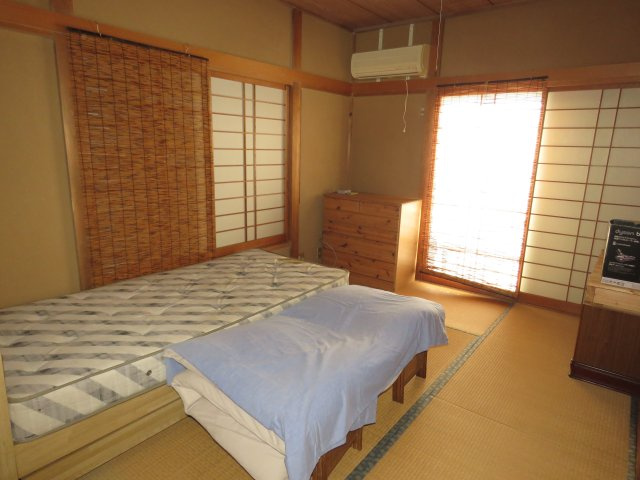 川島町八幡貸家の和室