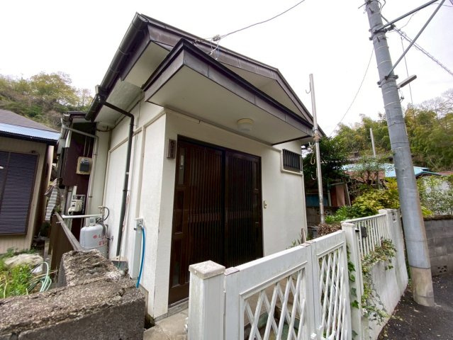 横須賀市船越町４丁目の一戸建て