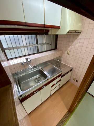 横須賀市船越町４丁目の一戸建てのキッチン