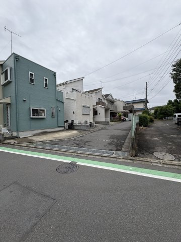 和光市下新倉３丁目の中古一戸建の前面道路含む現地写真|前面道路含む現地写真です