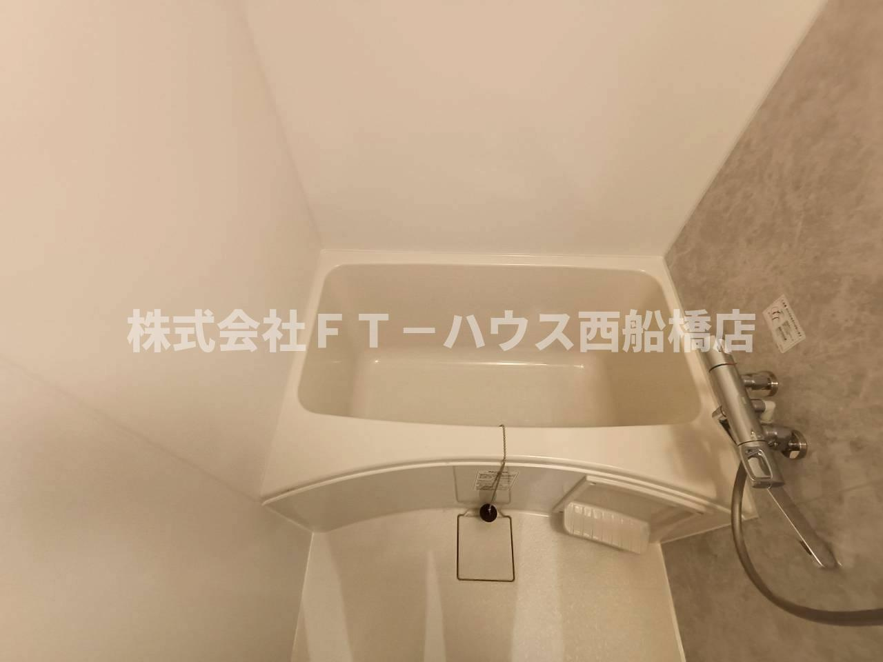 Alivis原木中山の浴室