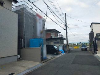 【前面道路含む現地写真】 | 宇治市伊勢田町名木1丁目　新築戸建