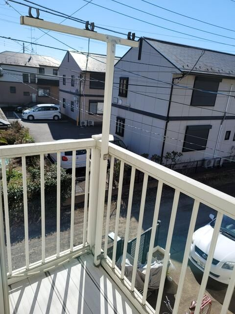 相模原市南区東大沼４丁目のアパートのバルコニー