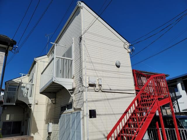 相模原市南区東大沼４丁目のアパートの外観