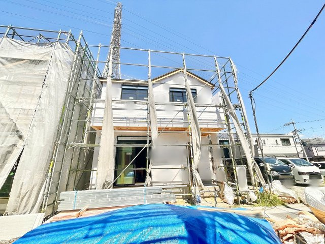 尼崎市田能４丁目の外観|毎日の家事の負担を軽減し、節水効果も期待できる食器洗乾燥機付き。浄水器もございますので、いつでも手軽にきれいなお水をご利用いただけます。