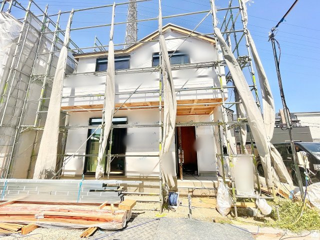 尼崎市田能４丁目の外観|全居室にクローゼットがございますので、お部屋の広さを最大限に活用できます。