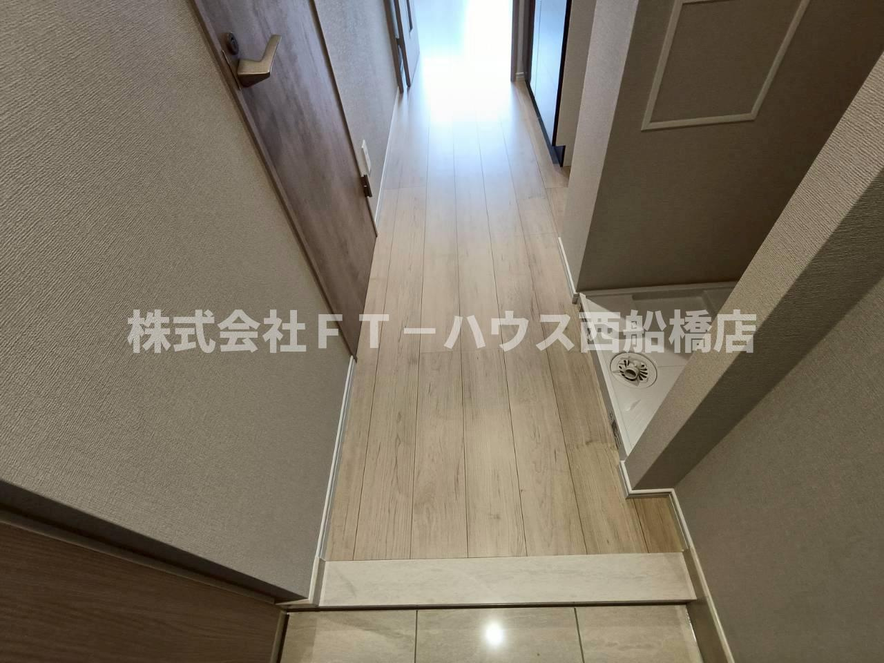 Alivis原木中山の内装