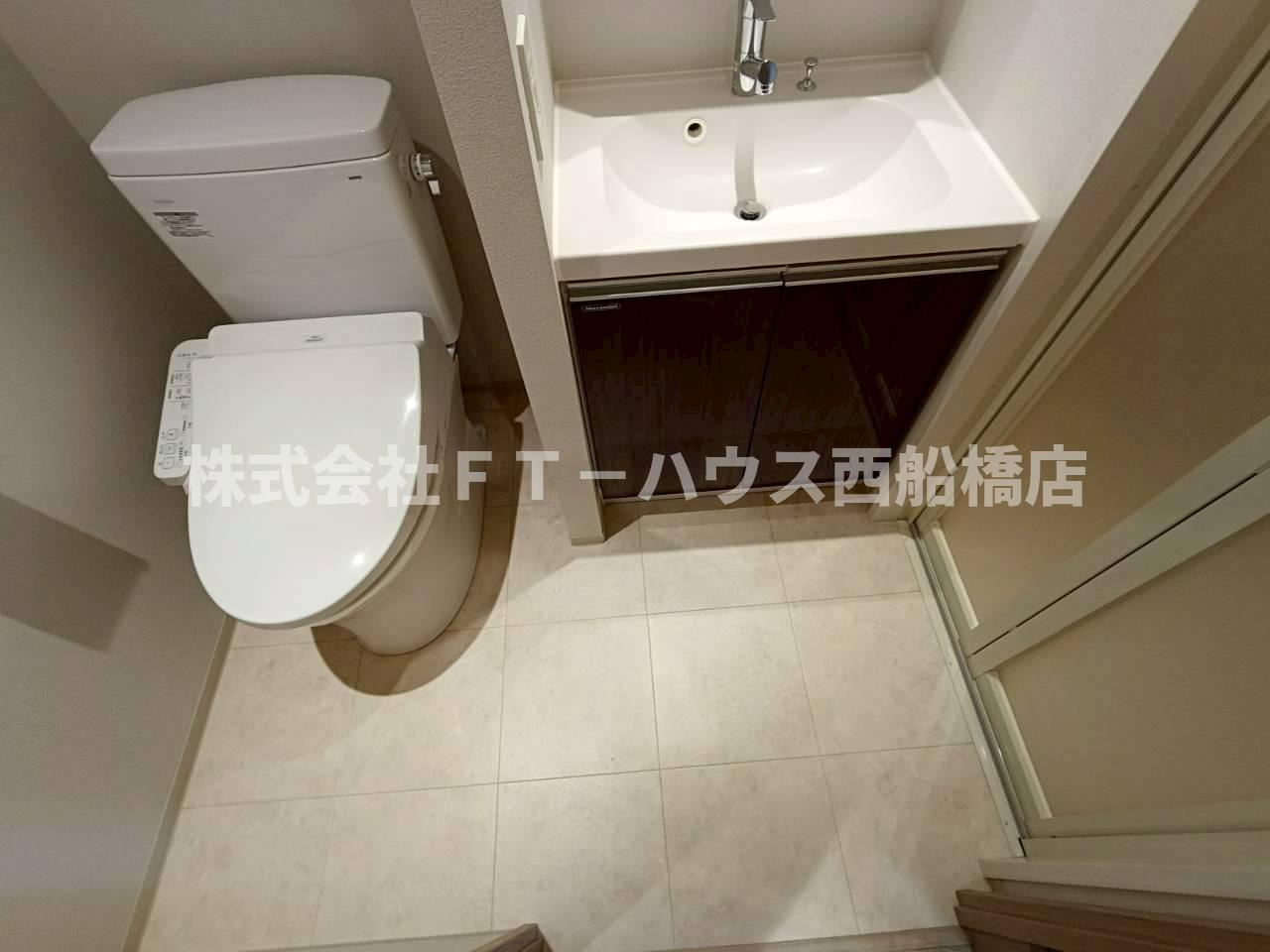 Alivis原木中山のトイレ
