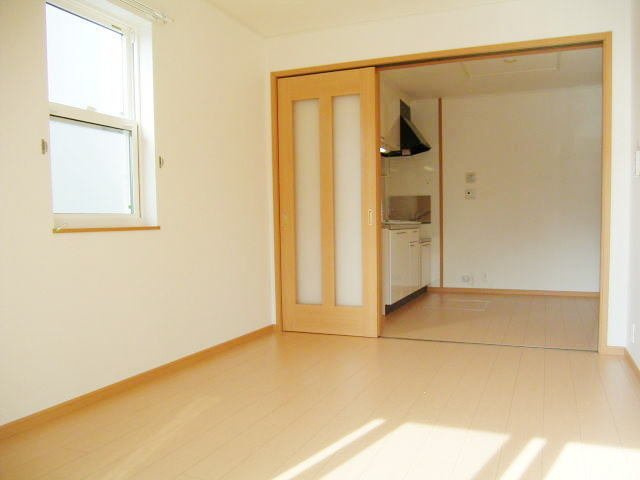 フレッサⅠの居間・リビング|ゆったりとした居間です