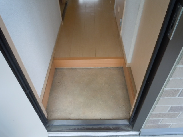 春紫苑の玄関