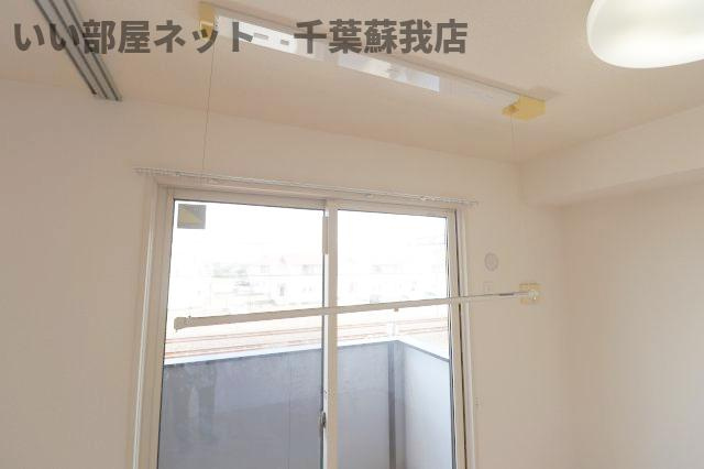 サンライズ池田の内装|室内物干し
