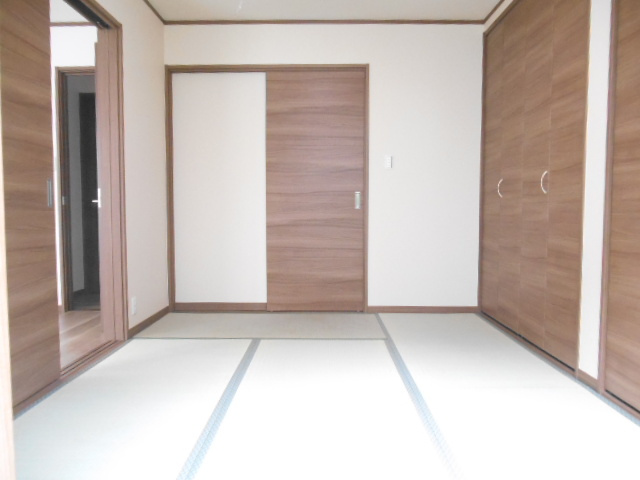 ハイツ上野東の内装