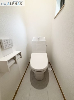 【トイレ】 | 三木市自由が丘本町二丁目　新築戸建 | ■洗浄便座付きトイレは2箇所あります♪