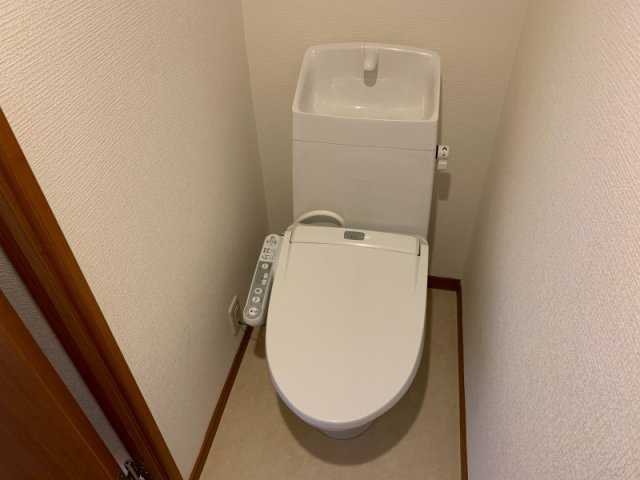 服部マンションのトイレ
