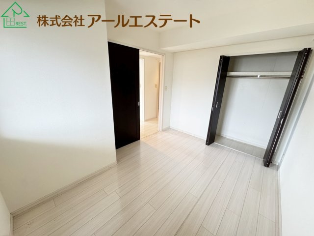 アルファステイツ城乾西八代の寝室