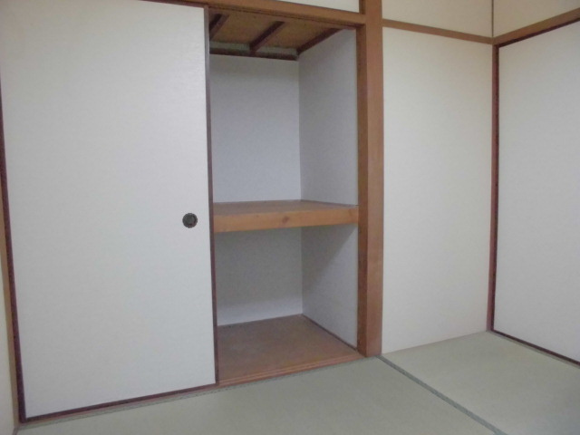 西村マンションの収納