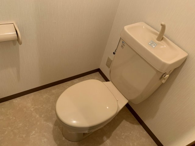 日恵ハイツE棟のトイレ