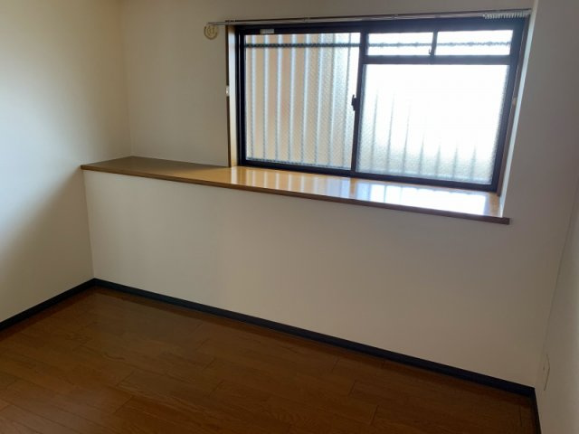日恵ハイツE棟の子供部屋