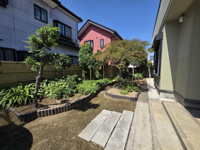 前橋市文京町　中古住宅の庭|南向きのお庭です！