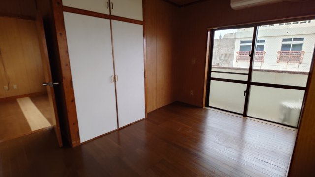 大田アパートの居間・リビング