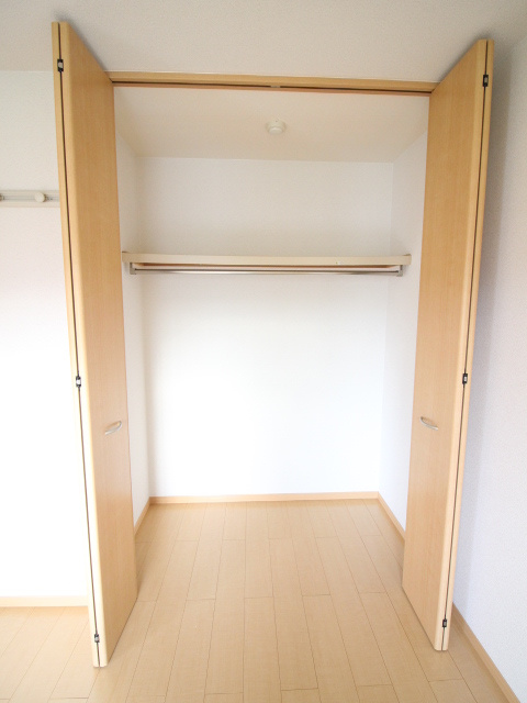 グランドール今里の収納|同型参考写真