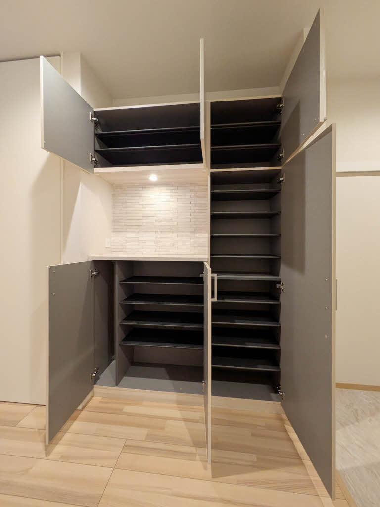福岡市南区若久６丁目の賃貸マンションのエントランス|Ｇｒｅｅｎａｇｅ ＊＊ A0301号-7