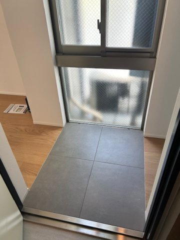 【玄関】