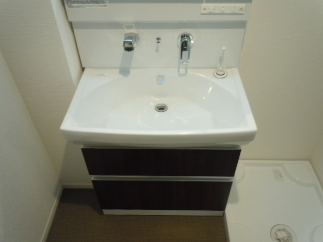 Dorfcourt Villaの洗面所