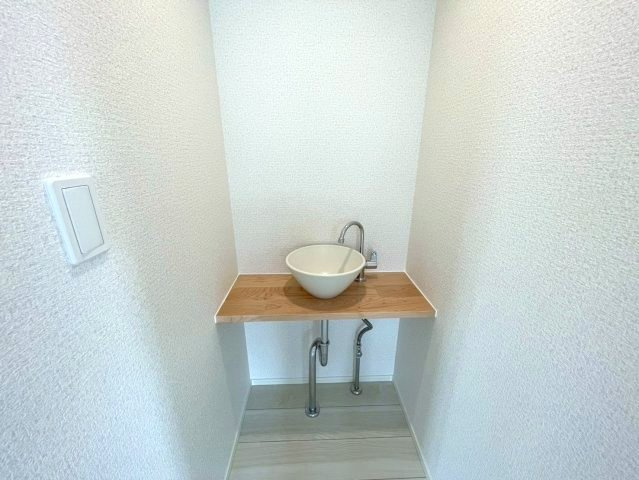 廿日市市前空4丁目　№36369の洗面所|2階トイレ横