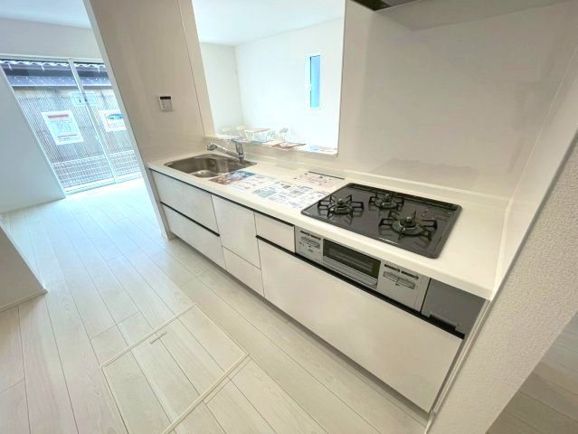 廿日市市前空4丁目　№36369のキッチン|手元が隠せる、便利な
カウンターキッチンです。