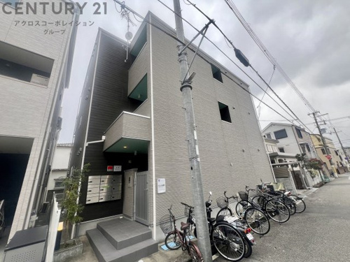 オートロック付きで外部からの出入りがなく安心です
