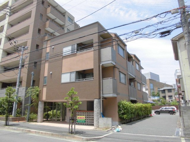 ジュエル曽根東の外観