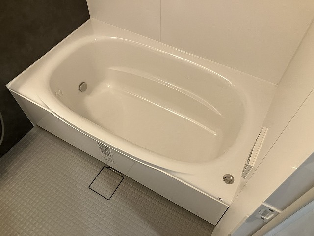トリニティ豊中本町の浴室