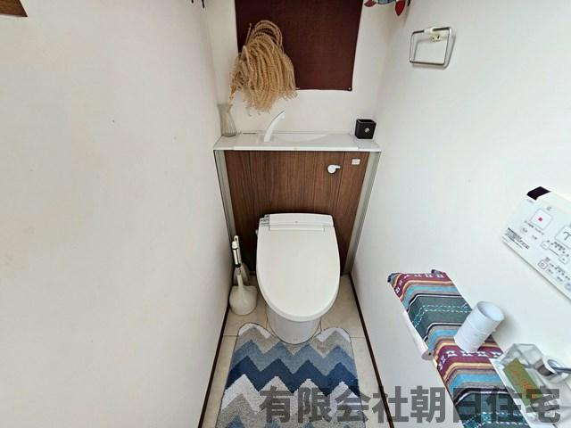 【トイレ】 | 八雲町日吉中古戸建 | 清潔感のあるトイレです