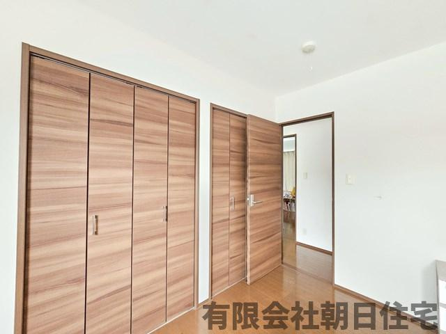【洋室】 | 八雲町日吉中古戸建 | 個人の部屋や寝室として使える洋室です