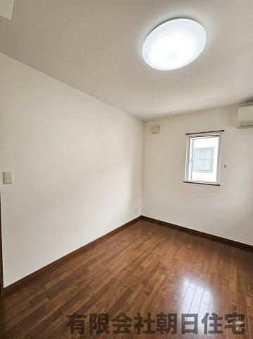 【洋室】 | 八雲町日吉中古戸建 | スタンダードな洋室です