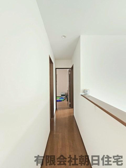 【内装】 | 八雲町日吉中古戸建 | 2F廊下