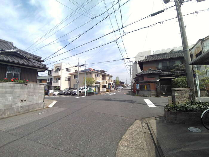 マ　メゾン菊住Ｗの周辺