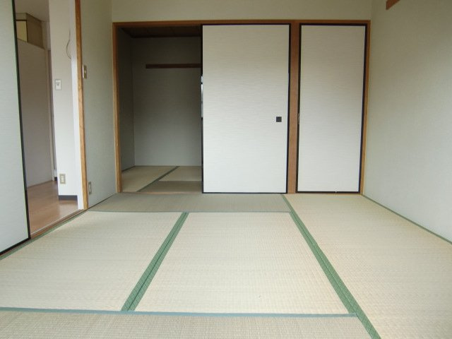 豊中ガーデンズの寝室