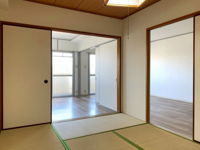 スカイハイツ緑地の寝室