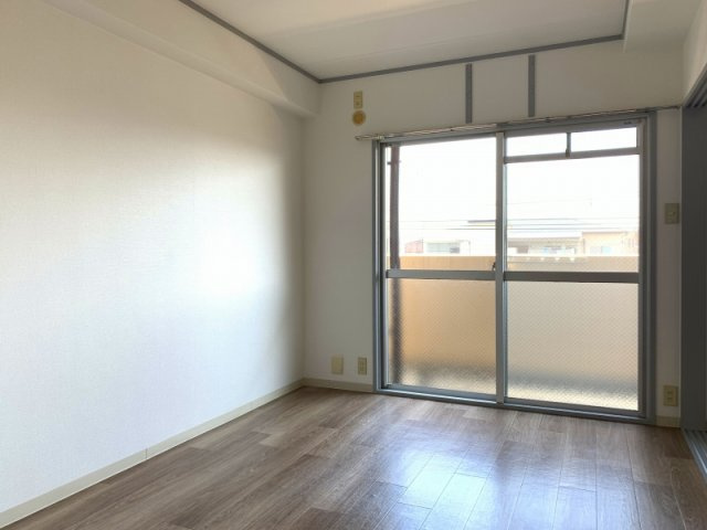 スカイハイツ緑地の子供部屋