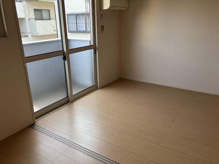 あおぞらの洋室
