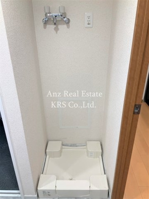 【設備】 | リーガルあみだ池新町 | 室内に洗濯機置き場があります